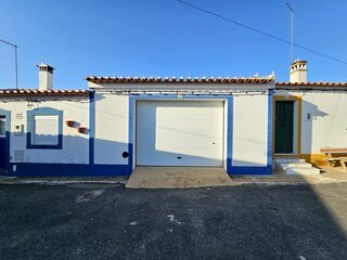 Fotografia 1 de Terreno urbano com garagem. Excelente oportunidade de investimento.