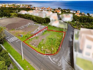 Fotografia 1 de Lote para construção no Porto Martins a escassos metros do Porto de S. Fernando