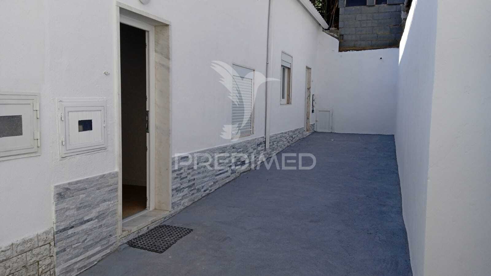 Moradia T9