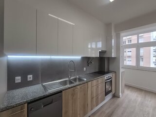 u032wytt95tmhddt7v8l.jpg