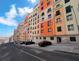 Fotografia 1 de Apartamento T3 | NEUDEL/Águas Livres | 4º Piso