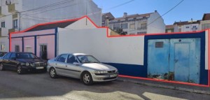 Fotografia 1 de Moradia com 463m2 de área de terreno  - Baixa da Banheira