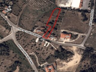 Fotografia 1 de Terreno de 1200 m² nas Laranjeiras