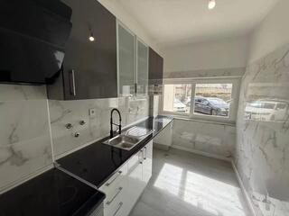 Fotografia 1 de Apartamento T2 Renovado Centro Oeiras
