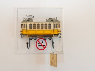 2oy36o3304zb08hvn5a935.jpg
