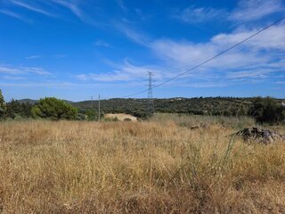 Fotografia 1 de Albufeira-Paderne Alcaria Terreno Rústico plano 33440m²