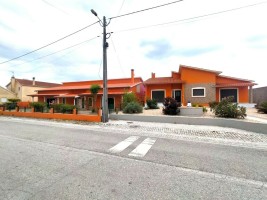Fotografia 1 de Moradia T5 | Guia | Leiria