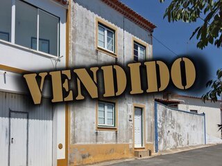 Fotografia 1 de Moradia T1 com garagem em relíquias Odemira