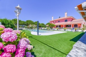 Fotografia 1 de QUINTA COM PISCINA TIPO PRAIA A 35 KM DE LISBOA