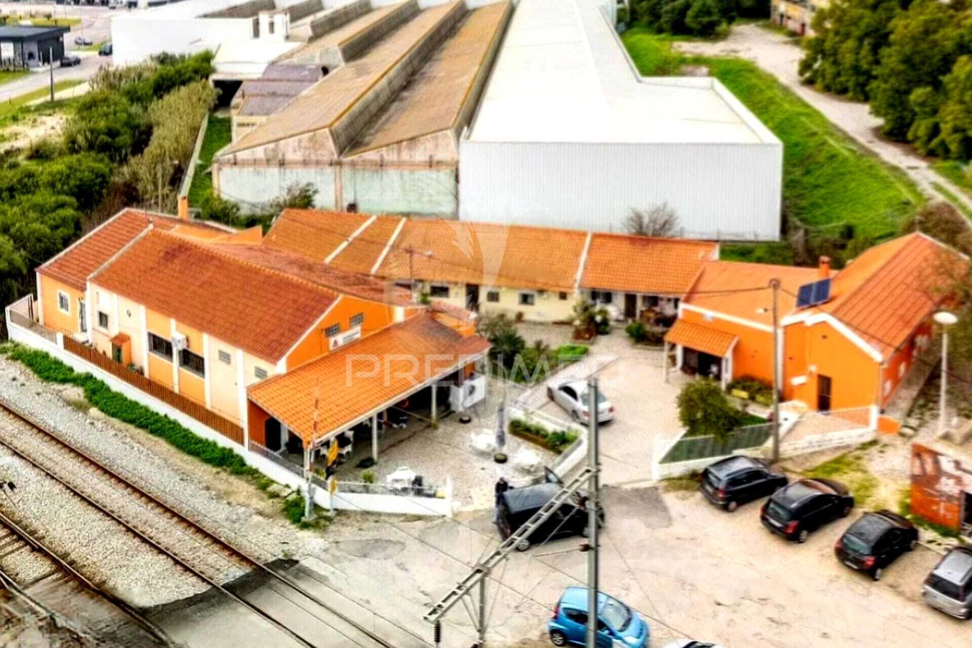 Outras atividades comerciais T9