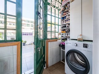 7y0c75zr75i6u1novotv29.jpg