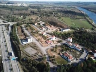 Fotografia 1 de Lote de Moradia