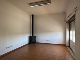 ej5jcnv6tp7icv214h6ab.jpg