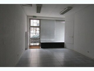 Fotografia 1 de Loja comercial Porto
