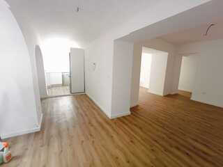 Fotografia 1 de Apartamento T2 Totalmente Remodelado – Centro da Cidade