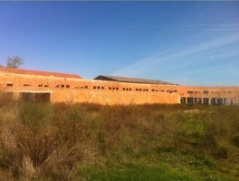 Fotografia 1 de Unidade Industrial para reconstruir na Póvoa da Isenta, Santarém