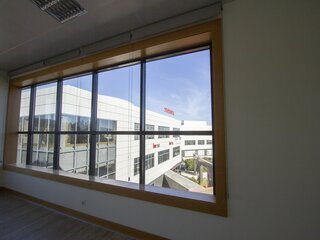 aen5129n4ielmptvopqae.jpg