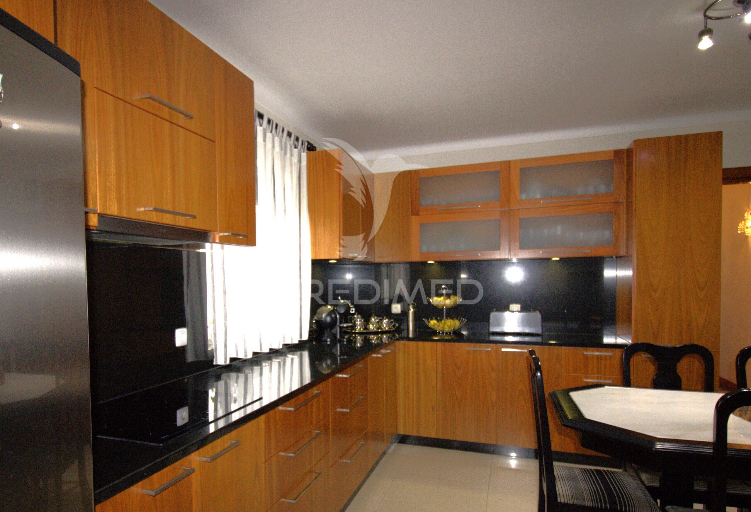 Moradia T5