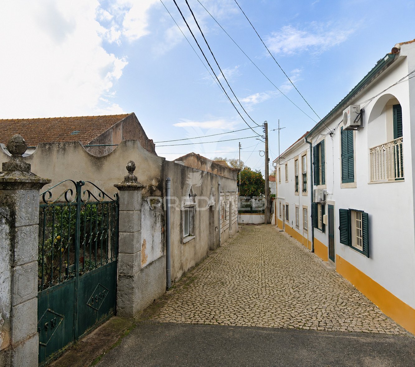 Moradia T2 + 1