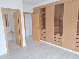 9ex9ek18tzben4cc05rvz7.jpg