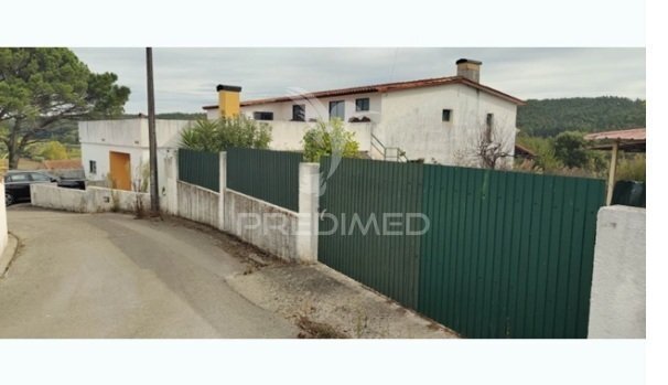 Moradia T4