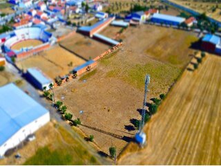 Fotografia 1 de Terreno Urbano com 7.500 m² em São Manços | Potencial de Construção | A 20 Minutos de Évora
