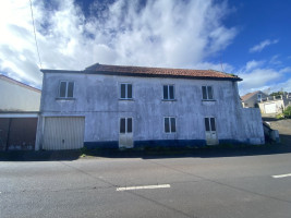 Fotografia 1 de Moradia T3 em Fase de Reconstrução com Projeto Aprovado – Norte Grande