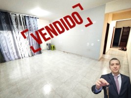 Fotografia 1 de Apartamento com Varanda e elevador