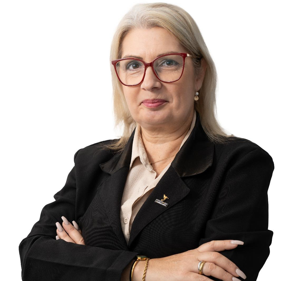 Cláudia Dias