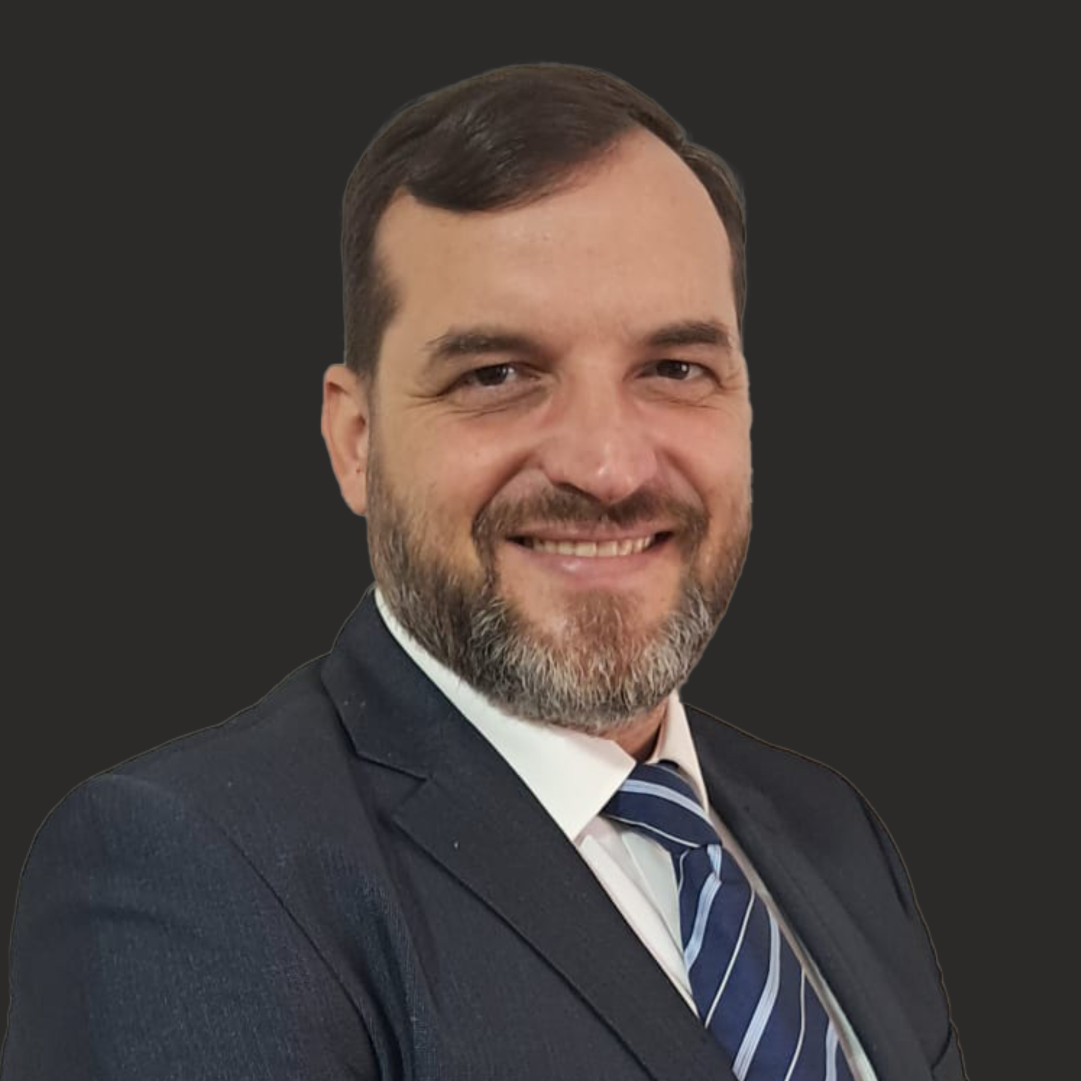 Hamilton Pereira (Assistente)